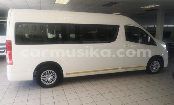 Acheter Occasion Voiture Toyota Hiace Blanc à Beitbridge, Matabeleland South Acheter Occasion Voiture Toyota Hiace Blanc à Beitbridge, Matabeleland South