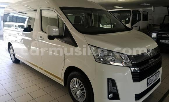 Acheter Occasion Voiture Toyota Hiace Blanc à Beitbridge, Matabeleland South Acheter Occasion Voiture Toyota Hiace Blanc à Beitbridge, Matabeleland South