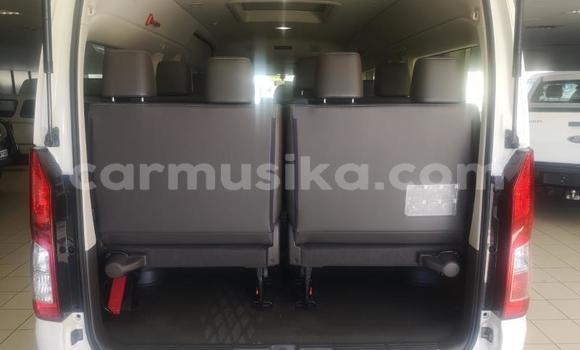 Acheter Occasion Voiture Toyota Hiace Blanc à Beitbridge, Matabeleland South Acheter Occasion Voiture Toyota Hiace Blanc à Beitbridge, Matabeleland South