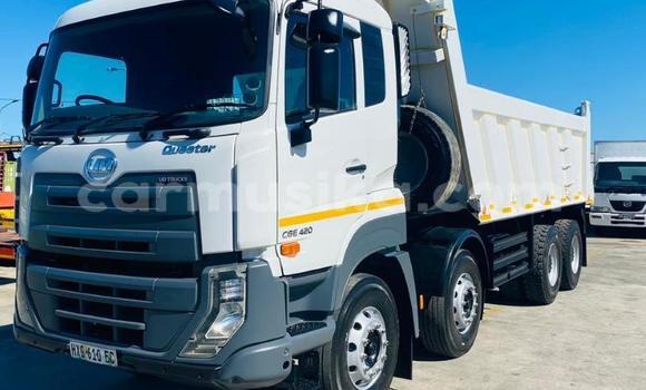 Acheter Occasion Utilitaire Nissan UD Blanc à Beitbridge, Matabeleland South Acheter Occasion Utilitaire Nissan UD Blanc à Beitbridge, Matabeleland South