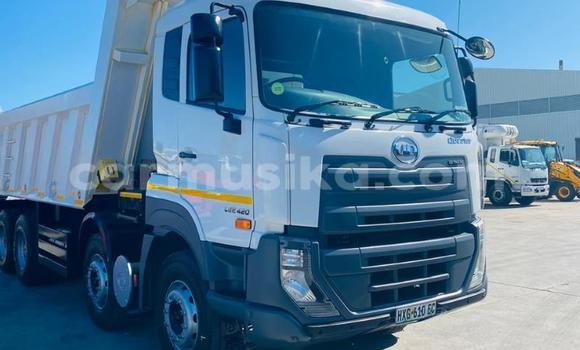 Acheter Occasion Utilitaire Nissan UD Blanc à Beitbridge, Matabeleland South Acheter Occasion Utilitaire Nissan UD Blanc à Beitbridge, Matabeleland South