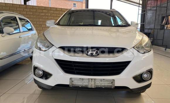 Acheter Occasion Voiture Hyundai ix35 Gris à Beitbridge, Matabeleland South Acheter Occasion Voiture Hyundai ix35 Gris à Beitbridge, Matabeleland South