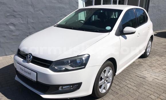 Acheter Occasion Voiture Volkswagen Polo Gris à Beitbridge, Matabeleland South Acheter Occasion Voiture Volkswagen Polo Gris à Beitbridge, Matabeleland South