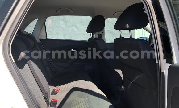 Acheter Occasion Voiture Volkswagen Polo Gris à Beitbridge, Matabeleland South Acheter Occasion Voiture Volkswagen Polo Gris à Beitbridge, Matabeleland South