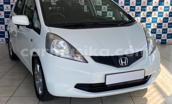 Nunua Ilio tumika Honda Jazz Nyeupe Gari ndani ya Beitbridge nchini Matabeleland Kusini