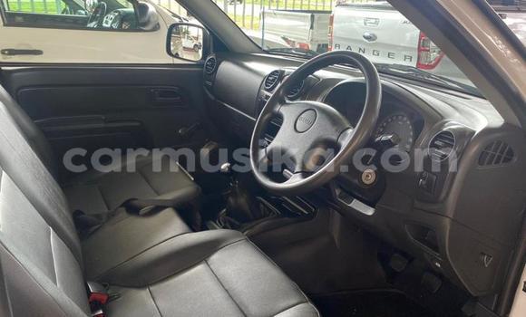 Tenga Tsaru Isuzu KB Chena Mota in Beitbridge in Matabeleland South Tenga Tsaru Isuzu KB Chena Mota in Beitbridge in Matabeleland South