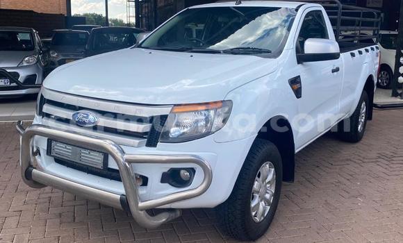 Nunua Ilio tumika Ford Ranger Nyeupe Gari ndani ya Beitbridge nchini Matabeleland Kusini Nunua Ilio tumika Ford Ranger Nyeupe Gari ndani ya Beitbridge nchini Matabeleland Kusini
