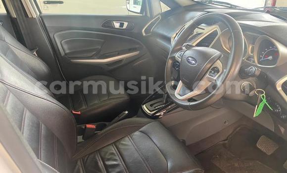 Acheter Occasion Voiture Ford EcoSport Blanc à Beitbridge, Matabeleland South Acheter Occasion Voiture Ford EcoSport Blanc à Beitbridge, Matabeleland South