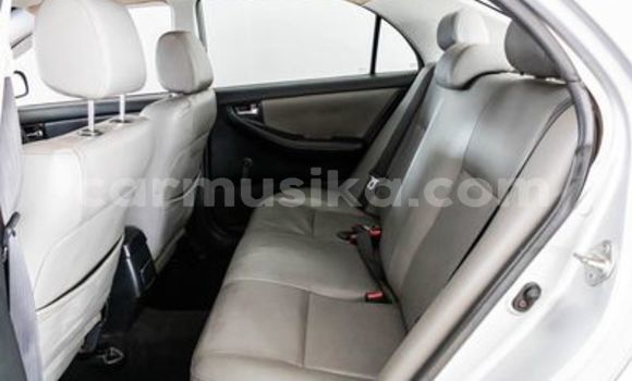 Nunua Ilio tumika Toyota Corolla Fedha Gari ndani ya Beitbridge nchini Matabeleland Kusini Nunua Ilio tumika Toyota Corolla Fedha Gari ndani ya Beitbridge nchini Matabeleland Kusini