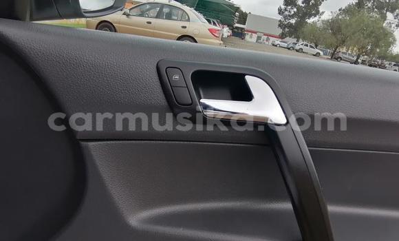 Acheter Occasion Voiture Volkswagen Polo Blanc à Beitbridge, Matabeleland South Acheter Occasion Voiture Volkswagen Polo Blanc à Beitbridge, Matabeleland South