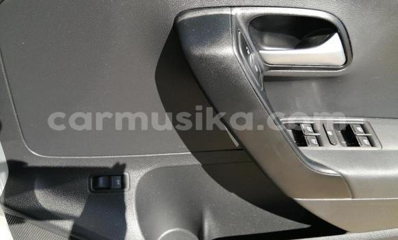 Nunua Ilio tumika Volkswagen Polo Fedha Gari ndani ya Beitbridge nchini Matabeleland Kusini Nunua Ilio tumika Volkswagen Polo Fedha Gari ndani ya Beitbridge nchini Matabeleland Kusini