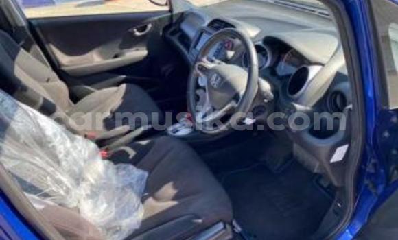 Nunua Ilio tumika Honda Fit Bluu Gari ndani ya Beitbridge nchini Matabeleland Kusini Nunua Ilio tumika Honda Fit Bluu Gari ndani ya Beitbridge nchini Matabeleland Kusini