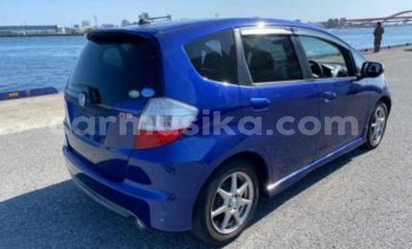 Nunua Ilio tumika Honda Fit Bluu Gari ndani ya Beitbridge nchini Matabeleland Kusini Nunua Ilio tumika Honda Fit Bluu Gari ndani ya Beitbridge nchini Matabeleland Kusini