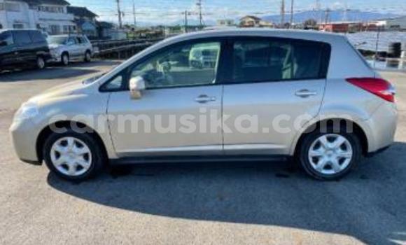 Nunua Ilio tumika Nissan Tiida Beige Gari ndani ya Beitbridge nchini Matabeleland Kusini Nunua Ilio tumika Nissan Tiida Beige Gari ndani ya Beitbridge nchini Matabeleland Kusini