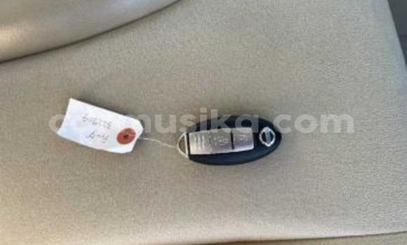 Nunua Ilio tumika Nissan Tiida Beige Gari ndani ya Beitbridge nchini Matabeleland Kusini Nunua Ilio tumika Nissan Tiida Beige Gari ndani ya Beitbridge nchini Matabeleland Kusini