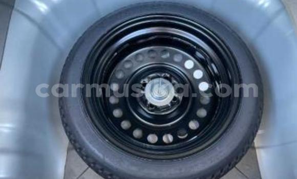 Nunua Ilio tumika Nissan Tiida Beige Gari ndani ya Beitbridge nchini Matabeleland Kusini Nunua Ilio tumika Nissan Tiida Beige Gari ndani ya Beitbridge nchini Matabeleland Kusini