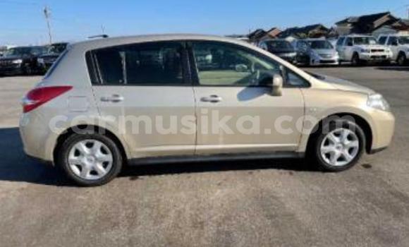 Nunua Ilio tumika Nissan Tiida Beige Gari ndani ya Beitbridge nchini Matabeleland Kusini Nunua Ilio tumika Nissan Tiida Beige Gari ndani ya Beitbridge nchini Matabeleland Kusini