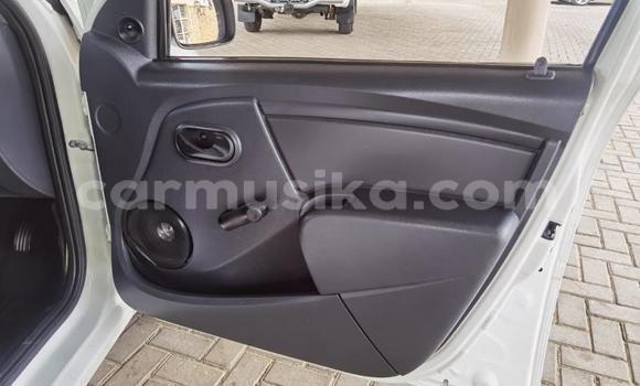 Acheter Occasion Voiture Nissan Pickup Blanc à Beitbridge, Matabeleland South Acheter Occasion Voiture Nissan Pickup Blanc à Beitbridge, Matabeleland South