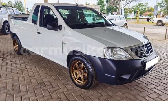 Acheter Occasion Voiture Nissan Pickup Blanc à Beitbridge, Matabeleland South Acheter Occasion Voiture Nissan Pickup Blanc à Beitbridge, Matabeleland South