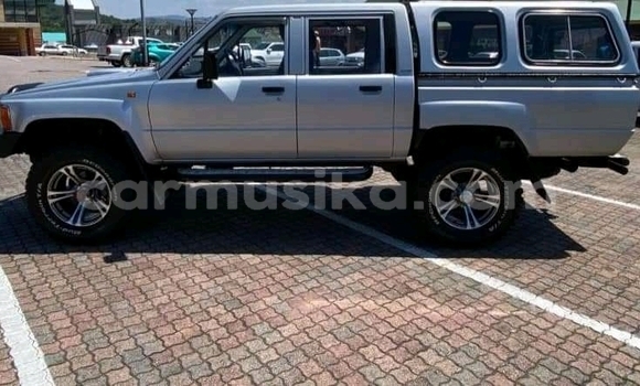 Nunua Ilio tumika Toyota Hilux Fedha Gari ndani ya Beitbridge nchini Matabeleland Kusini Nunua Ilio tumika Toyota Hilux Fedha Gari ndani ya Beitbridge nchini Matabeleland Kusini