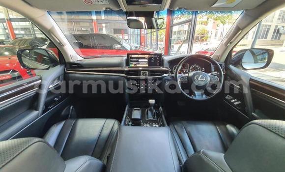 Acheter Occasion Voiture Lexus LX 450 Gris à Beitbridge, Matabeleland South Acheter Occasion Voiture Lexus LX 450 Gris à Beitbridge, Matabeleland South