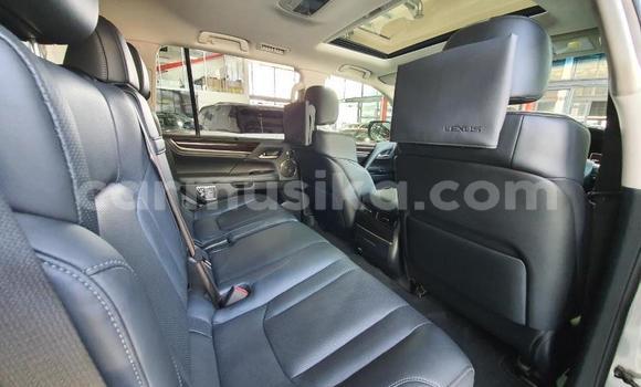 Acheter Occasion Voiture Lexus LX 450 Gris à Beitbridge, Matabeleland South Acheter Occasion Voiture Lexus LX 450 Gris à Beitbridge, Matabeleland South