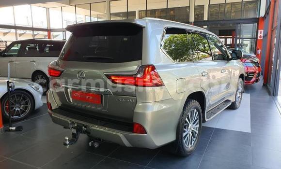 Acheter Occasion Voiture Lexus LX 450 Gris à Beitbridge, Matabeleland South Acheter Occasion Voiture Lexus LX 450 Gris à Beitbridge, Matabeleland South