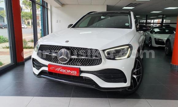 Buy Used Mercedes-Benz GLC 250D White Car in Beitbridge in Matabeleland South Buy Used Mercedes-Benz GLC 250D White Car in Beitbridge in Matabeleland South
