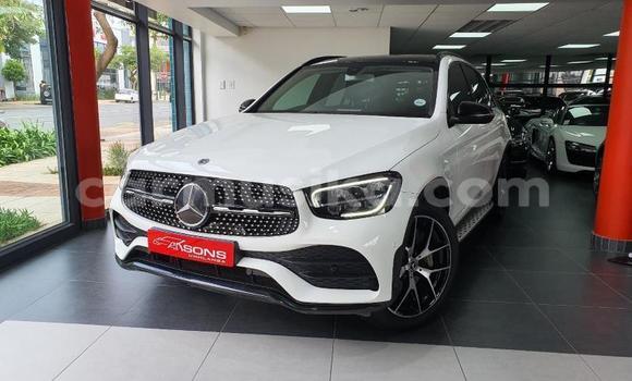 Buy Used Mercedes-Benz GLC 250D White Car in Beitbridge in Matabeleland South Buy Used Mercedes-Benz GLC 250D White Car in Beitbridge in Matabeleland South