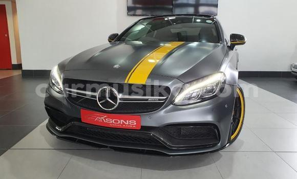 Acheter Occasion Voiture Mercedes-Benz C-Classe Gris à Beitbridge, Matabeleland South Acheter Occasion Voiture Mercedes-Benz C-Classe Gris à Beitbridge, Matabeleland South