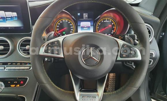 Acheter Occasion Voiture Mercedes-Benz C-Classe Gris à Beitbridge, Matabeleland South Acheter Occasion Voiture Mercedes-Benz C-Classe Gris à Beitbridge, Matabeleland South