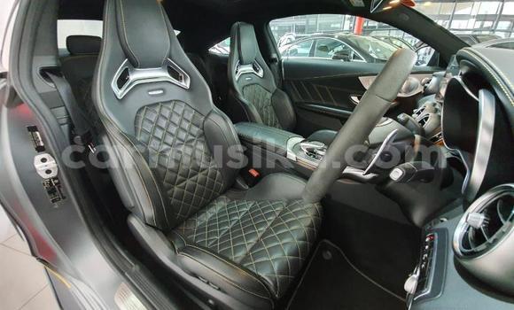 Acheter Occasion Voiture Mercedes-Benz C-Classe Gris à Beitbridge, Matabeleland South Acheter Occasion Voiture Mercedes-Benz C-Classe Gris à Beitbridge, Matabeleland South