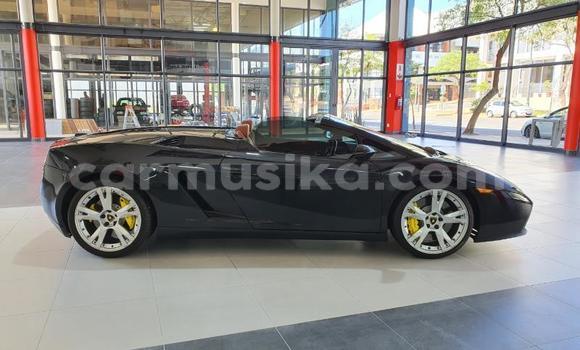 Tenga Tsaru Ferrari 812 Superfast Nhema Mota in Beitbridge in Matabeleland South