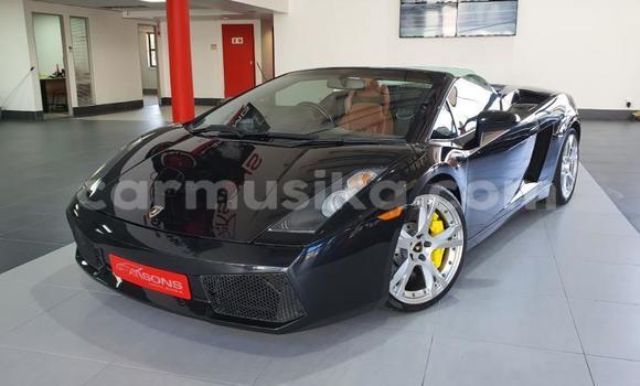 Acheter Occasion Voiture Ferrari 812 Superfast Noir à Beitbridge, Matabeleland South Acheter Occasion Voiture Ferrari 812 Superfast Noir à Beitbridge, Matabeleland South