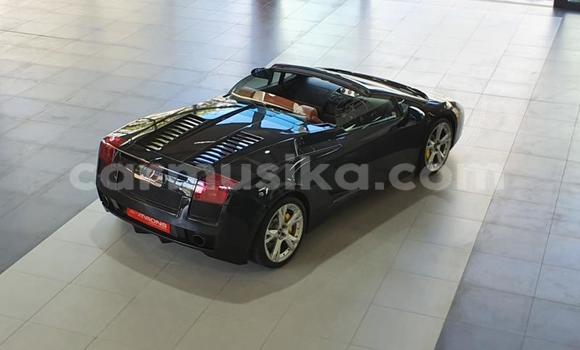 Acheter Occasion Voiture Ferrari 812 Superfast Noir à Beitbridge, Matabeleland South Acheter Occasion Voiture Ferrari 812 Superfast Noir à Beitbridge, Matabeleland South