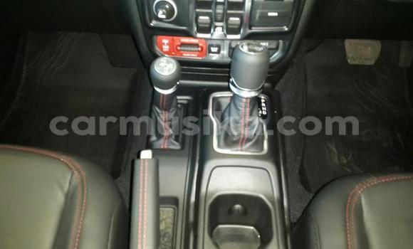 Acheter Occasion Voiture Jeep Commander Rouge à Beitbridge, Matabeleland South Acheter Occasion Voiture Jeep Commander Rouge à Beitbridge, Matabeleland South