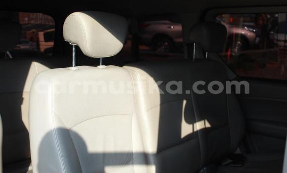 Acheter Occasion Voiture Hyundai H1 Gris à Beitbridge, Matabeleland South Acheter Occasion Voiture Hyundai H1 Gris à Beitbridge, Matabeleland South