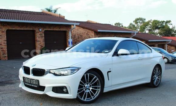 Buy Used BMW M6 White Car in Beitbridge in Matabeleland South