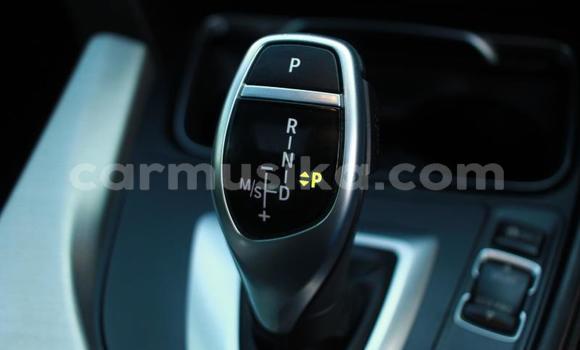 Acheter Occasion Voiture BMW M6 Blanc à Beitbridge, Matabeleland South Acheter Occasion Voiture BMW M6 Blanc à Beitbridge, Matabeleland South