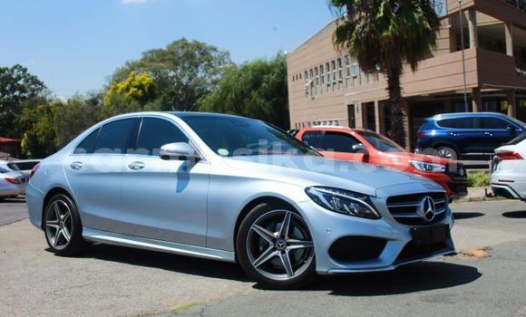 Acheter Occasion Voiture Mercedes-Benz GLC 250D Gris à Beitbridge, Matabeleland South Acheter Occasion Voiture Mercedes-Benz GLC 250D Gris à Beitbridge, Matabeleland South