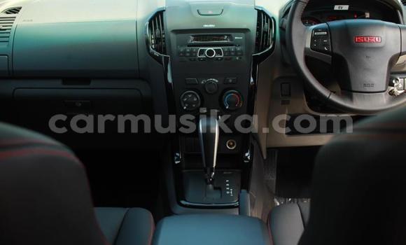 Acheter Occasion Voiture Isuzu KB Blanc à Beitbridge, Matabeleland South Acheter Occasion Voiture Isuzu KB Blanc à Beitbridge, Matabeleland South