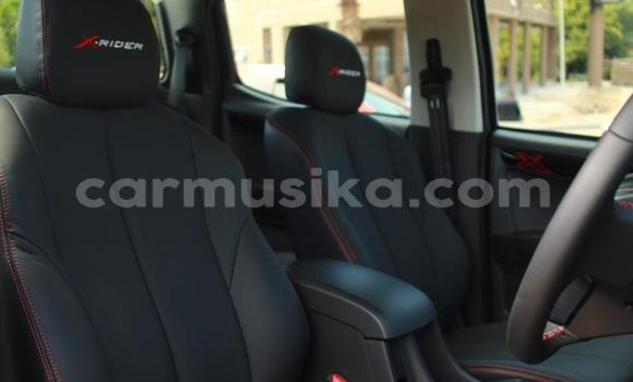 Acheter Occasion Voiture Isuzu KB Blanc à Beitbridge, Matabeleland South Acheter Occasion Voiture Isuzu KB Blanc à Beitbridge, Matabeleland South