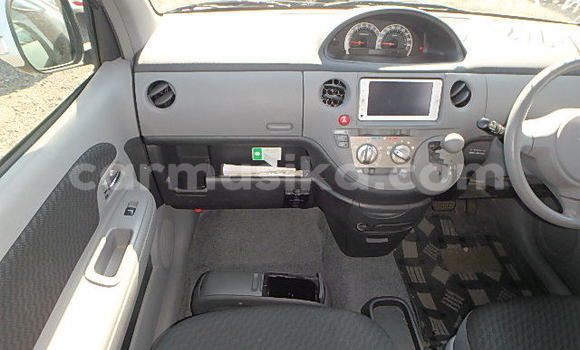 Nunua Ilio tumika Toyota Sienta Fedha Gari ndani ya Beitbridge nchini Matabeleland Kusini Nunua Ilio tumika Toyota Sienta Fedha Gari ndani ya Beitbridge nchini Matabeleland Kusini