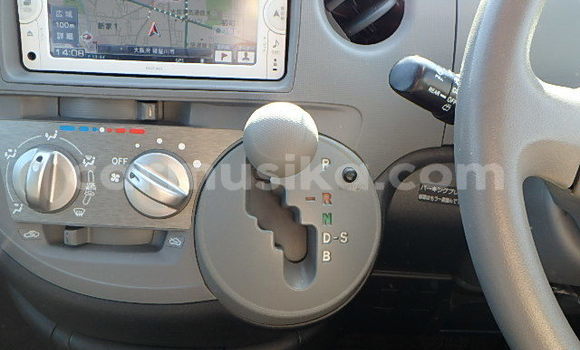 Nunua Ilio tumika Toyota Sienta Fedha Gari ndani ya Beitbridge nchini Matabeleland Kusini Nunua Ilio tumika Toyota Sienta Fedha Gari ndani ya Beitbridge nchini Matabeleland Kusini