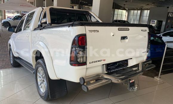 Tenga Tsaru Toyota Hilux Chena Mota in Beitbridge in Matabeleland South Tenga Tsaru Toyota Hilux Chena Mota in Beitbridge in Matabeleland South