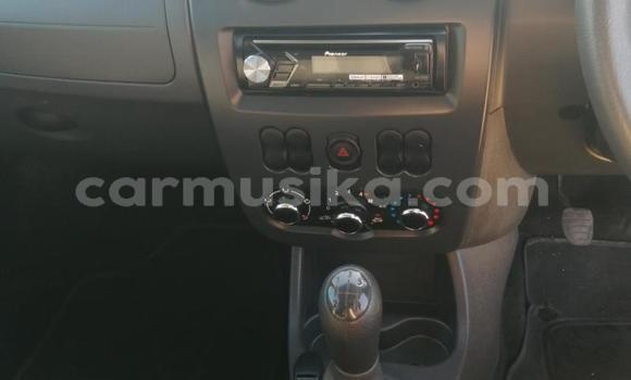 Acheter Occasion Voiture Nissan NV200 Blanc à Beitbridge, Matabeleland South Acheter Occasion Voiture Nissan NV200 Blanc à Beitbridge, Matabeleland South