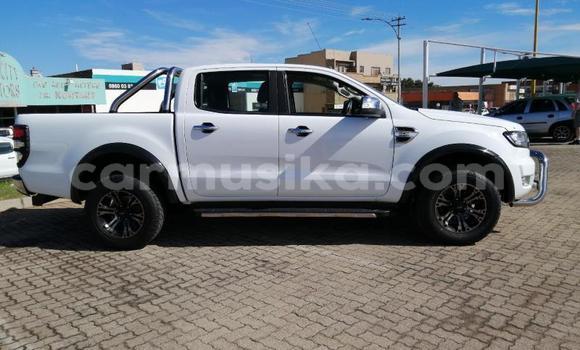 Nunua Ilio tumika Ford Ranger Nyeupe Gari ndani ya Beitbridge nchini Matabeleland Kusini