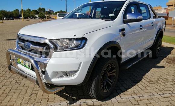 Acheter Occasion Voiture Ford Ranger Blanc à Beitbridge, Matabeleland South Acheter Occasion Voiture Ford Ranger Blanc à Beitbridge, Matabeleland South