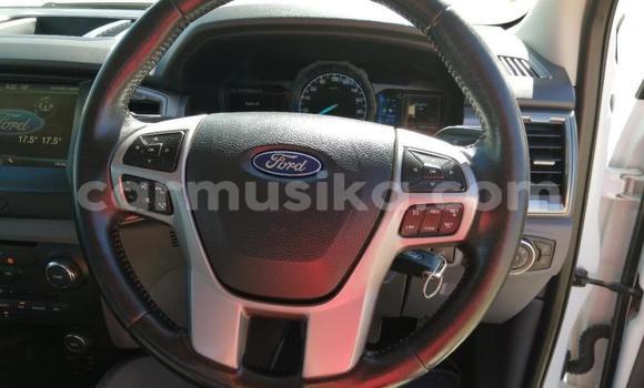 Acheter Occasion Voiture Ford Ranger Blanc à Beitbridge, Matabeleland South Acheter Occasion Voiture Ford Ranger Blanc à Beitbridge, Matabeleland South