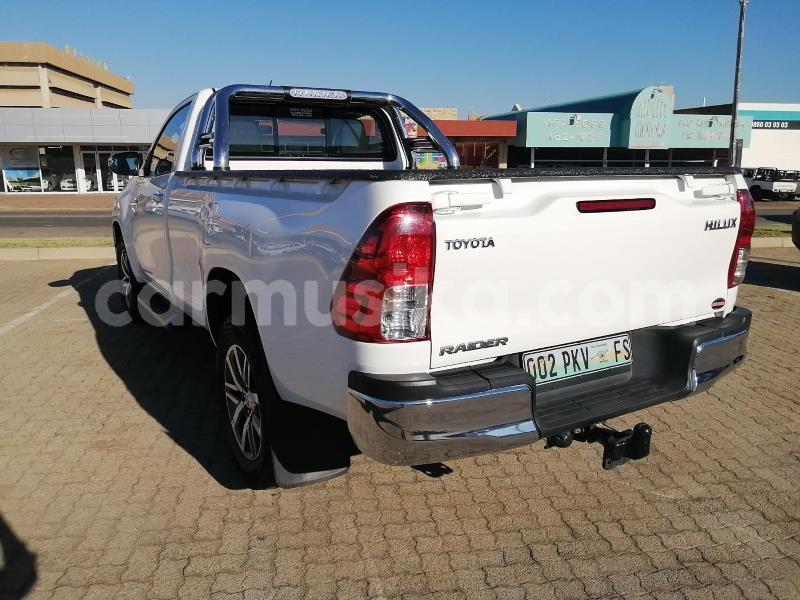 Big with watermark toyota hilux matabeleland south beitbridge 21701